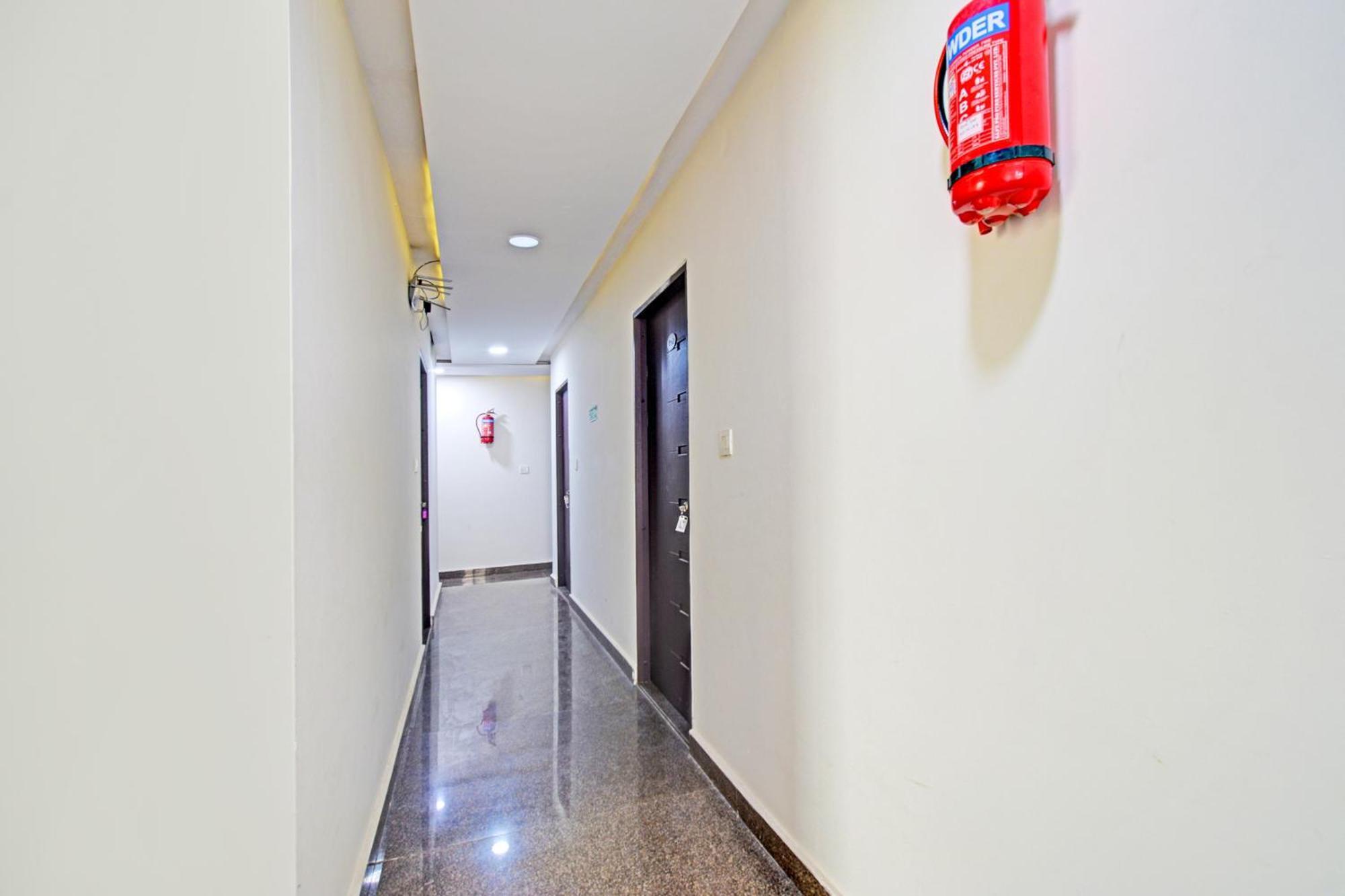 Super Hotel O Kondapur Hyderabad Formerly Dunes Inn Kondapur (Telangana) Екстериор снимка