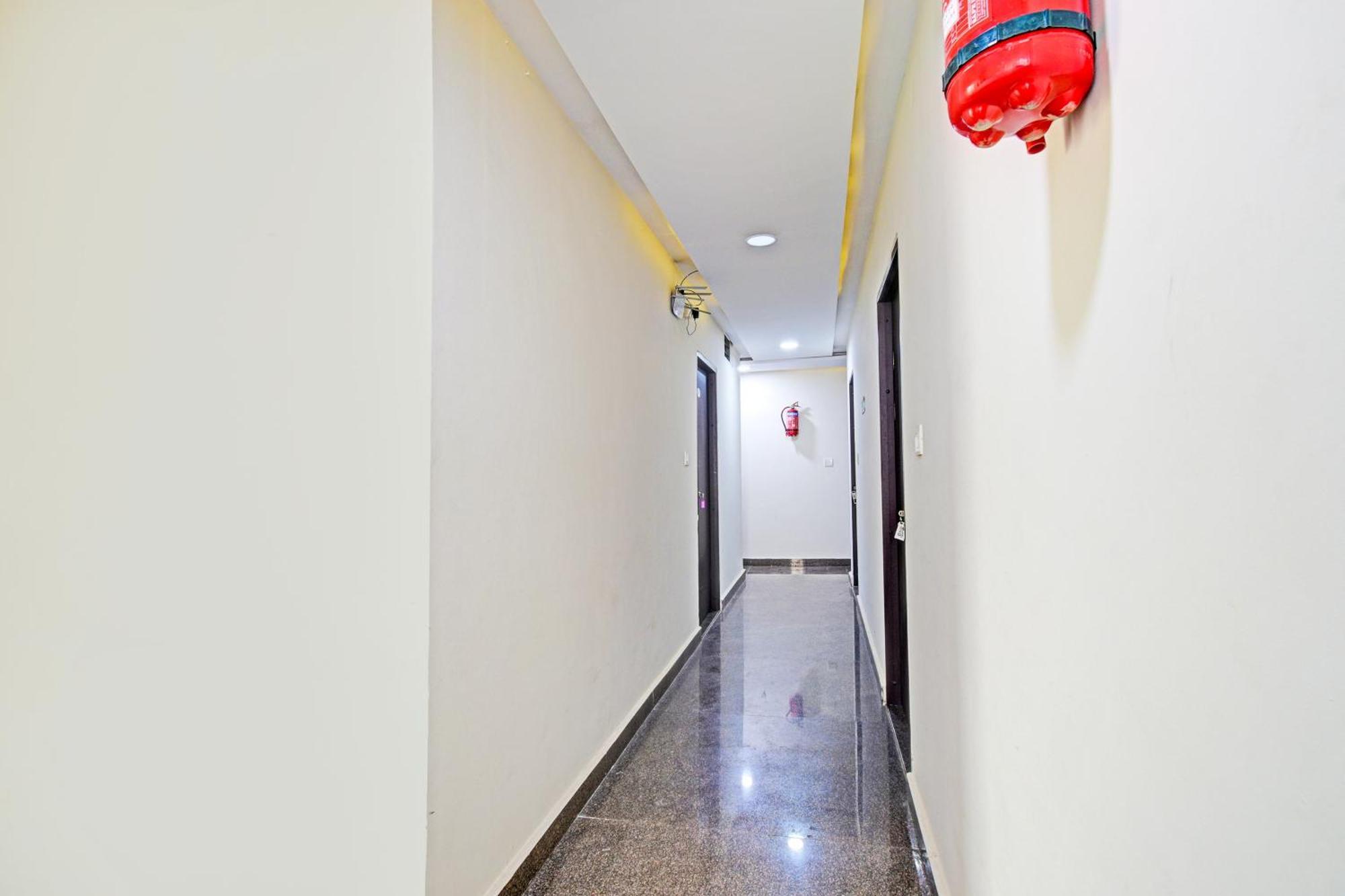 Super Hotel O Kondapur Hyderabad Formerly Dunes Inn Kondapur (Telangana) Екстериор снимка